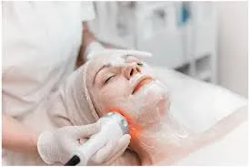 Chăm sóc da bằng công nghệ cao là gì? Lợi ích và các phương pháp phổ biến nhất