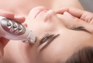Công Nghệ Điều Trị Da Thâm Sạm: Bí Quyết Cho Làn Da Sáng Mịn, Đều Màu